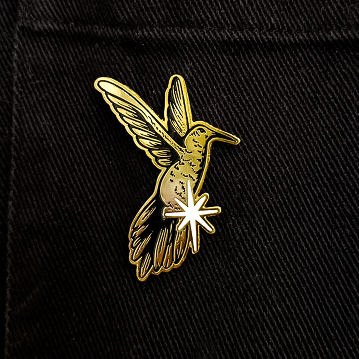 Pin Golondrina Destello