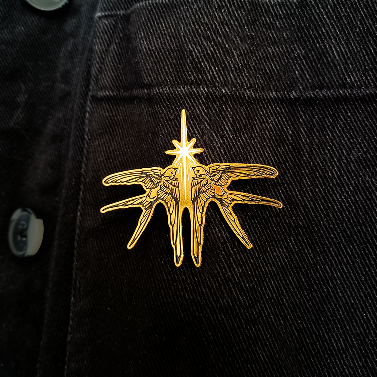 Pin Duo Golondrinas Destello